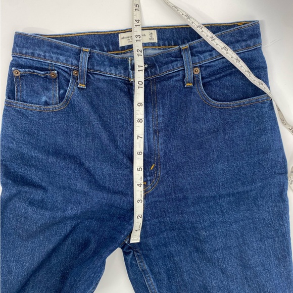 Abercrombie and Fitch The 90’s Straight Ultra High-rise Jeans Size 6L - Picture 7 of 8